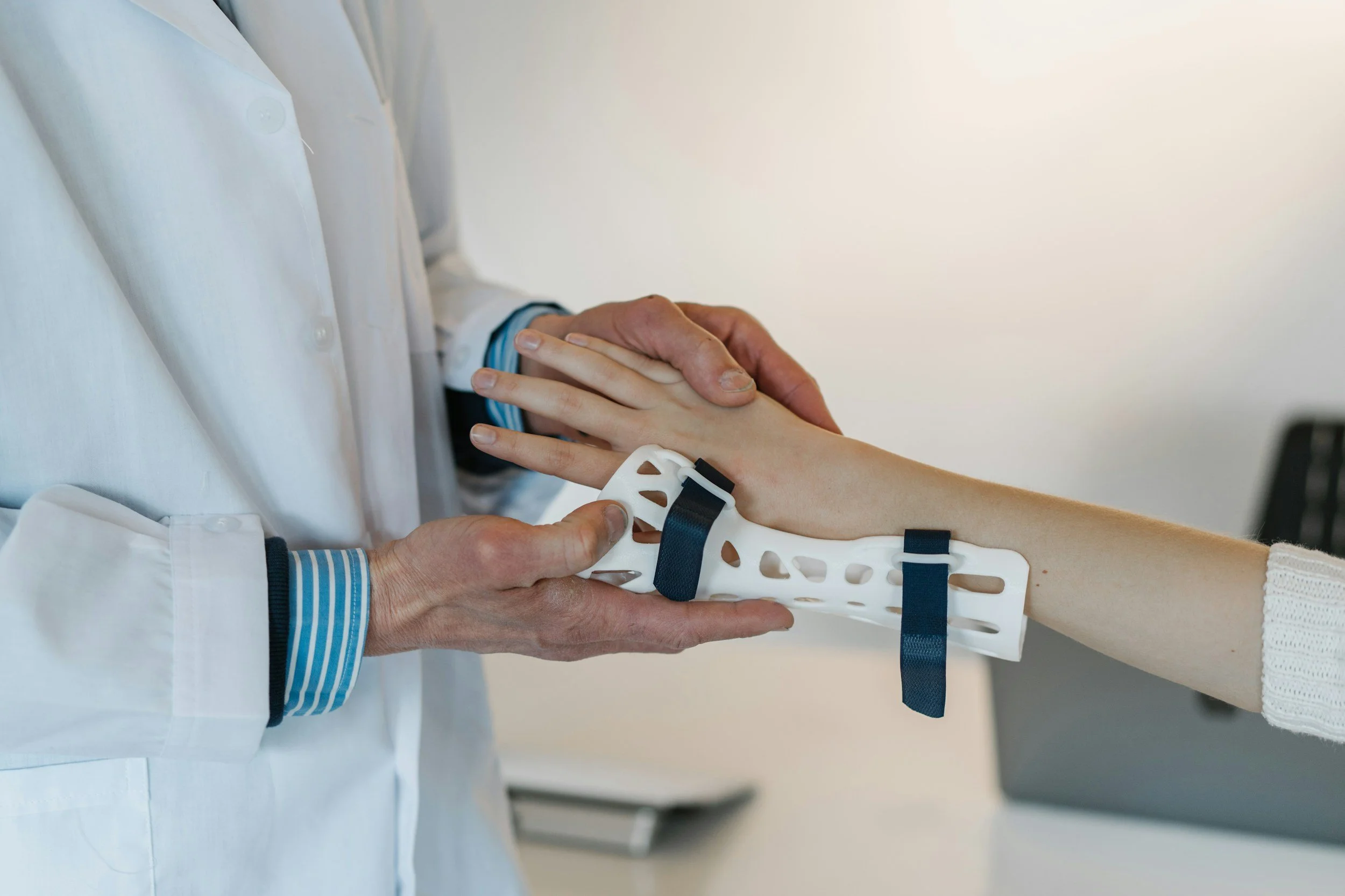 How to Reduce Repetitive Strain Injuries for Workers